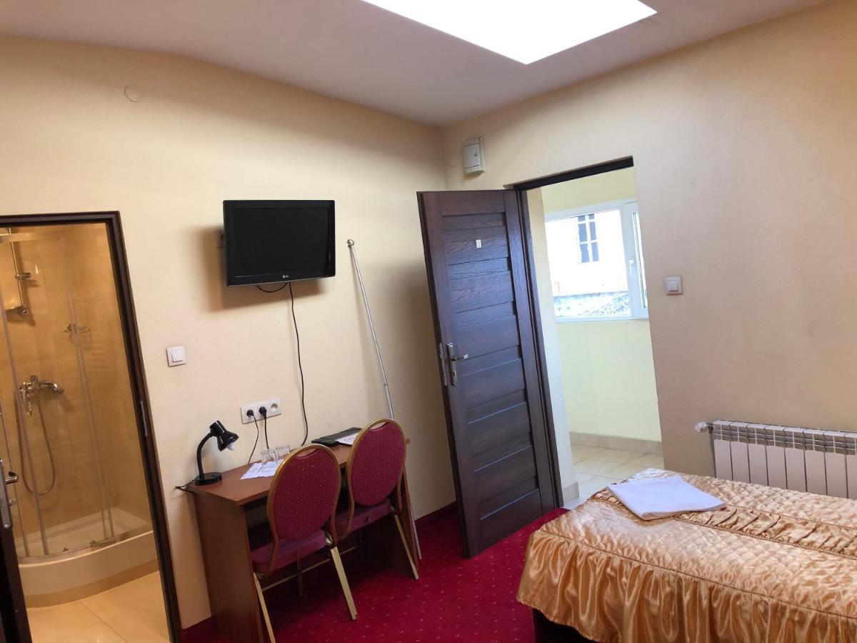 Hotel Sekwana Ζεστοκόβα Εξωτερικό φωτογραφία